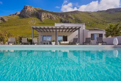 Image de Casa Fior di Mandorla | Castellammare del Golfo | Sea View | Infinity Pool