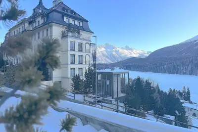 James Tasm04 - exceptional apartment with lake view downtown Sankt Moritz