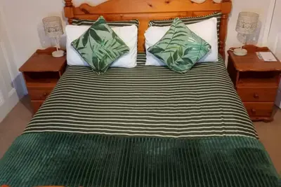 Image de Comfortable 3-Bed House • Free Parking • Close to Town