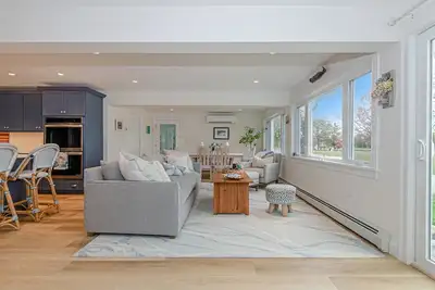 Image de Coastal Retreat at Lemon Tree Cottage