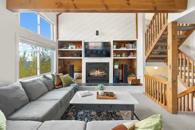 Image de Trailside 4br Getaway | Hot Tub & Mountain Views