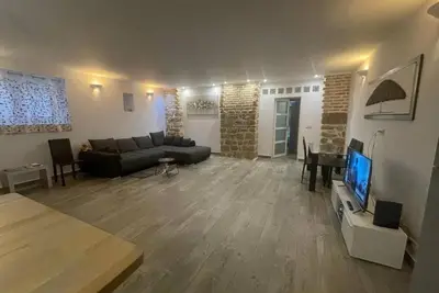 Image de A 5 mn du centre ville de Colmar! Grand appartement avec parking public gratuit