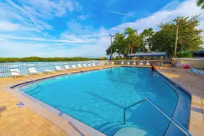 Waterfront 3b Townhome | Beach Access & Hot Tub!