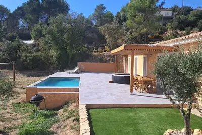 Villa en Provence avec piscine et jacuzzi