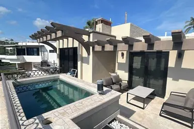 Image de @ Marbella lane-Scenic Home w/ Amazing OceanViews