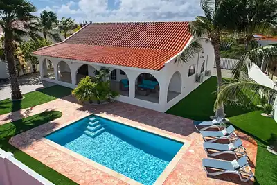 Image de Luxury 3-bedroom 3bath  villa private pool few minutes to Marriott /Ritz Carlton