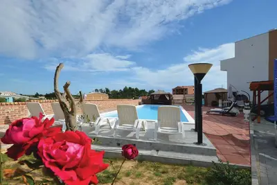 Image de Superbe appartement à Nin avec Wi-Fi