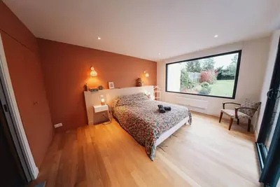 Image de Maison familiale avec jardin, 8 minutes du tram