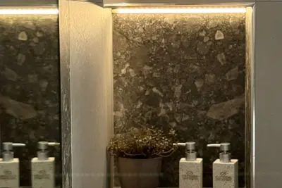 Image de Cloud 9 \"Sunset Apartment\", Bllok Area, Tirane, Albania