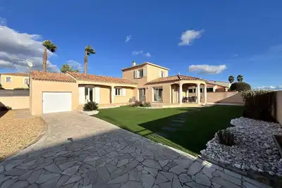 Image de Belle villa spacieuse Harmony 8 couchages, 4 chambres, proche canal du midi à 3km de la mer de. . .