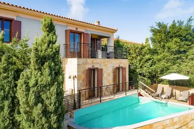 Image de Panoramic sea views and poolside peace in Kefalonia