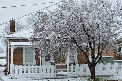 Image de Birchfrost cottage | Quintessential cosy | Central Orange
