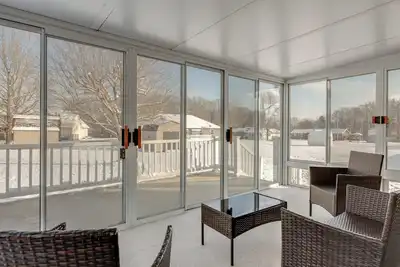 Image de Boat, Hike & Fish: All-Season Liberty Home w/ Yard