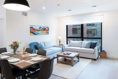 Image de Revelstoke - Bluebird