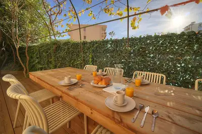 Image de 3 chambres Terrasse et 1 Chambre Studio A4b026