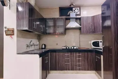 Image de Cozy 3bhk Retreat in the Heart of Lajpat Market – Perfect for Families!