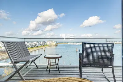 Image de Rooftop Garden 5 - Meerblick, Balkon, eigener Stellplatz, Kamin, finnische Sauna