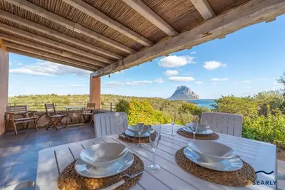 Villa Nuraghe - By Searly