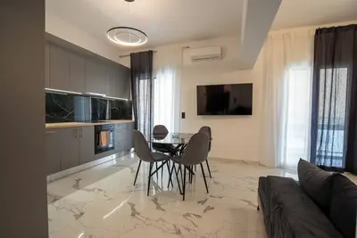 Image de Stylish Athens Getaway – Renovated Apartment in Prime City Location