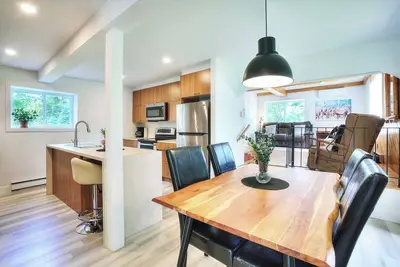 Image de Retraite en Forêt | Location Mensuelle | 2 Chambres + 2 Salles de Bain