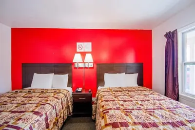 Image de Clean & Cozy Macon | Comfy Haven | Free Breakfast & Nearby Restaurants