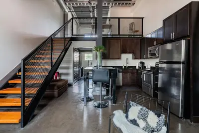 Image de Wonderbread Factory Loft- Short North-Free Parking