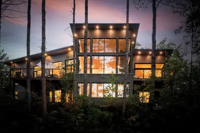 Image de Top Rated Muskoka - Sauna • Fireplace • Chef Kitchen