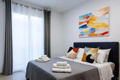 Image de Chambre « Camera 2 - P2 » avec balcon, Wi-Fi et climatisation