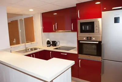 Image de Appartement Royal à Salou - À 500m de la Plage avec Piscine, Climatisation et Terrasse