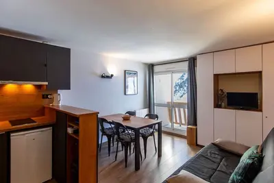 Image de Studio cabine cosy 4 pers, proche des pistes, animaux acceptés
