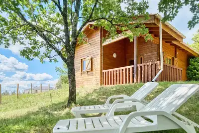 Image de Chalet Grillon – piscine chauffée partagée, Périgord Noir