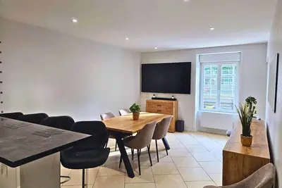 Image de Maison d’exception sur la ligne droite Hunaudières