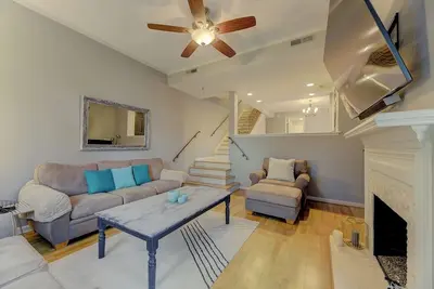 Image de The Landing at Wheat St. | 2Br in the heart of Usc