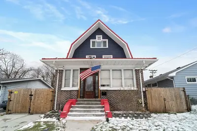 Image de 1 min to Lake & Lighthouse in Erie! Unique 3 Bedroom kid-friendly house with Ac