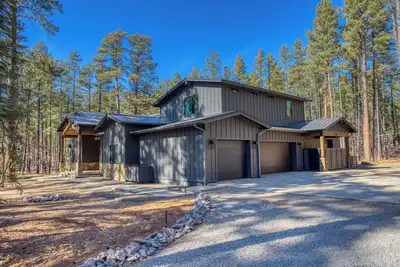 Mountain-Modern Estate • Game Room • Spa • Firepit