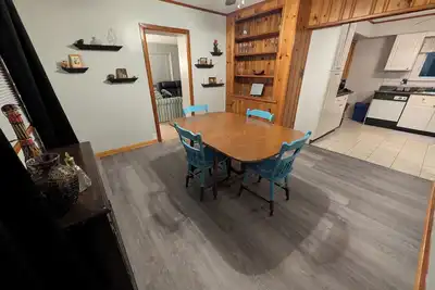 Image de 3br home near Pit airport/desk workspace/pet friendly/fast internet/quiet area.