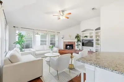 Image de Cozy 5b Home for Families