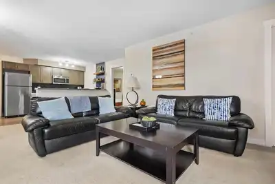 Image de Trail & Tide | Outdoor Pool/Hot Tub | Lake | Gym