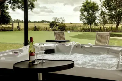 Image de Decadent self-catering accommodation perfect for families, golfers and celebrations