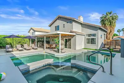 Image de The Desert Entertainer