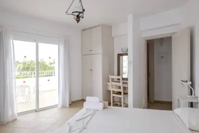 Image de Villa Kallidora, 4 Bdr, Private Pool, Furnished Terrace, Ayia Napa, Cyprus