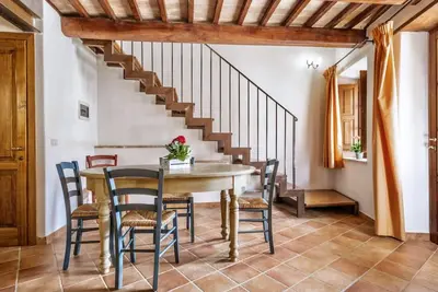 Image de Villa of approximately 150 m2 located on the ground floor and on two levels with air conditioning, independent heating and wi fi line. Composed of a large living room with independent equipped kitchen, fridge, microwave oven, toaster, sofa and satellite t
