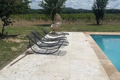 Image de Évasion Provençale : Villa avec Piscine et Pool House au Cœur du Luberon