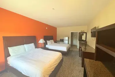 Image de Gonzales Adventure Hub, Modern Room Near Palmetto State Park | Free Parking