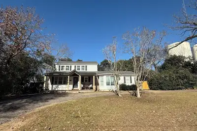 Image de Spacious 3br/2ba Downtown Eufaula Home Near Lake & Hospital