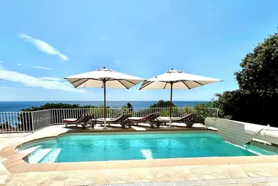 Image de Villa pleine vue Mer et Esterel : 5 chambres, piscine, climatisation.