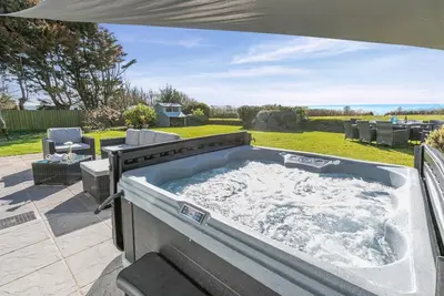 Image de 5 Bed in Stibb (oc-f31065)