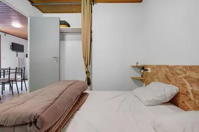 Image de Maison de vacances « Maison 4 Personnes » climatisation proposée piscine partagée