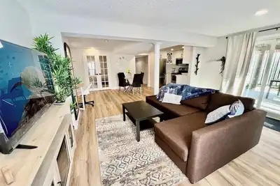 Image de Cozy & Spacious 1 Bd1Bth Private Apmt by Forest