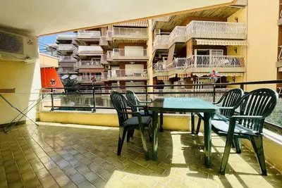 Image de Spacieux Apt à Salou: Plage à 300m, 3 Ch. , Terrasse, Clim, Tv, Idéal Familles